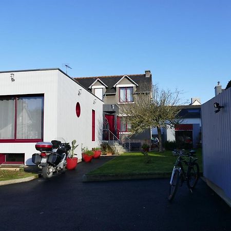 Chambres D'Hotes Chez Laure & Francois Пампол Екстериор снимка