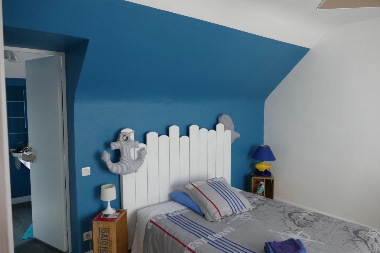 Chambres D'Hotes Chez Laure & Francois Пампол Екстериор снимка
