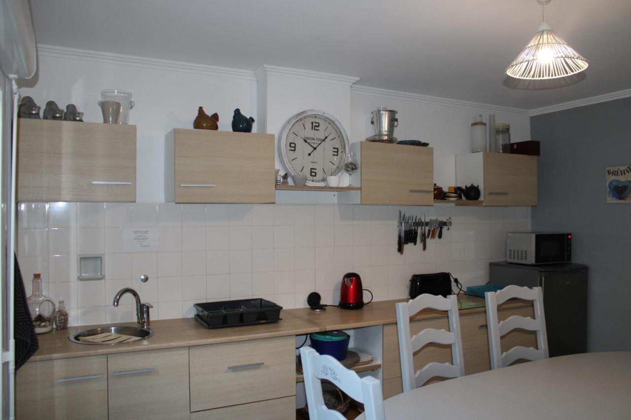 Chambres D'Hotes Chez Laure & Francois Пампол Екстериор снимка