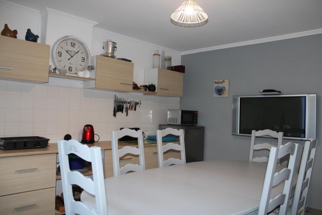 Chambres D'Hotes Chez Laure & Francois Пампол Екстериор снимка